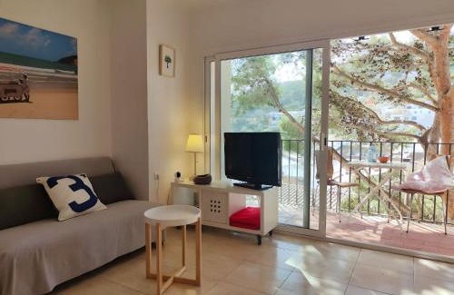 Tamariu Apartment | RR1. Terrace and balcony with spectacular views