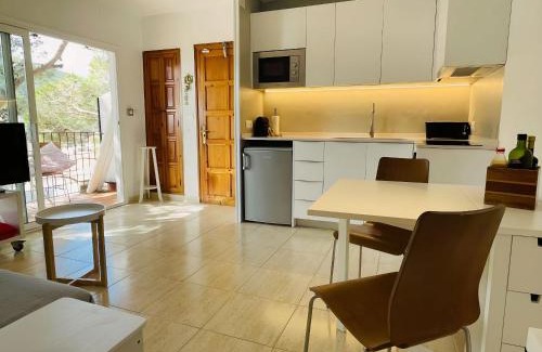 Tamariu Apartment | RR1. Terrace and balcony with spectacular views