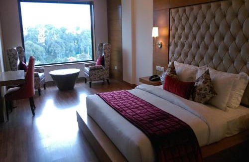 Palampur Hotel | RS Sarovar Portico