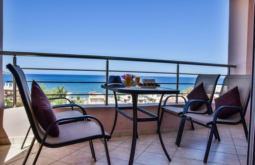 Kato Stalos Villa | Rubini Home II 3 minutes from sea by feet