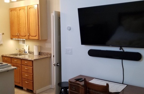 Logan Apartment | RubyZ Studio in Downtown Logan