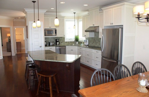Manteo House | Rudder Village 14 - Gorgeous Canal-Front Home in Pirate's Cove