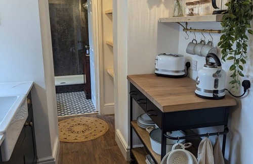 Buxton Apartment | Rufloreo Flats: cosy & central
