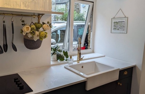Buxton Apartment | Rufloreo Flats: cosy & central