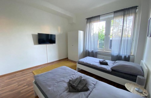 Herne Apartment | Ruhrpott Apartment Zentral Garden