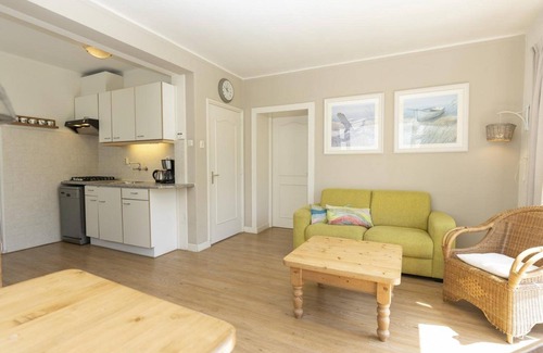 De Koog Apartment | Ruim 2-pers. Appartement op Loopafstand van het Strand van Badplaats De Koog!