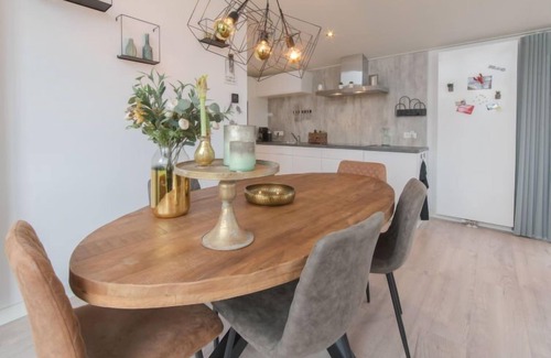 Wemeldinge House | Ruisweg 34 by Interhome