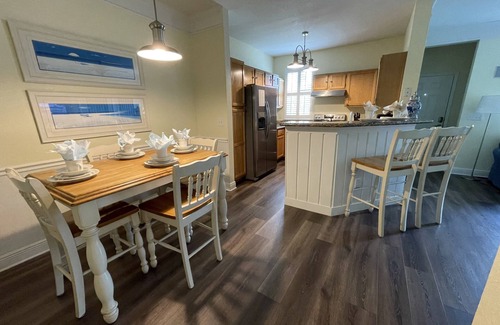 Kissimmee Condo | Runaway Beach Resort: Lakeview Condo with Patio, Pet Friendly