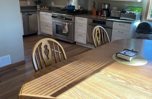 Bon Homme County Cabin | Running Water Lodge with great amenities