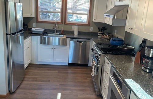 Bon Homme County Cabin | Running Water Lodge with great amenities