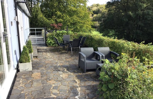 Llandybie House | Rural 3 Bed Annexe
