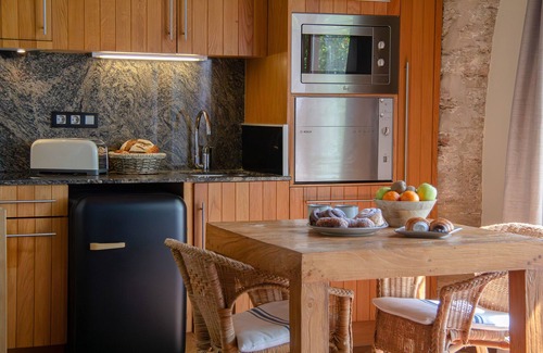 Porqueres Apartment | Rural apartment Mas Rovira for 2 people