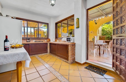 Alhaurin de la Torre House | Rural House La Colina 30 minutes from Malaga - Lovely Home