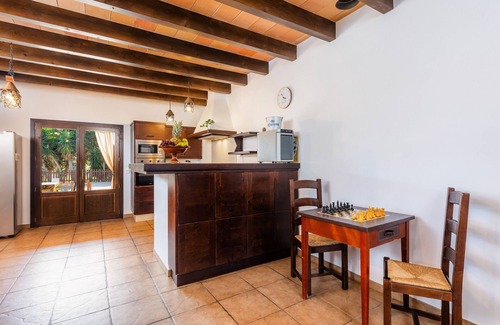 Manacor Villa | Rural House 'Villa Es Coll Doret' with Private Pool, Private Terrace and Wi-Fi