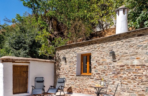 Pampaneira House | Rural House with Amazing Mountain View