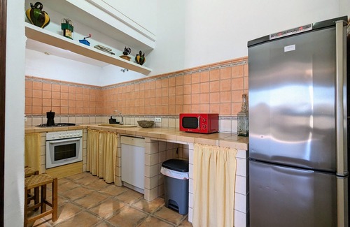 Palma-Palmilla Cottage | Rural house with swimming pool near Malaga city.
