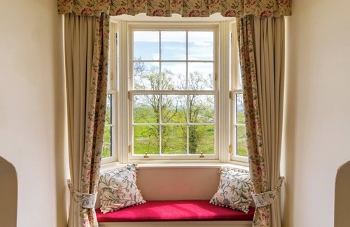 Craigie House | Rural Mansion Indoor Pool Tennis + Cottages, max 28 guests, near Troon/Prestwick