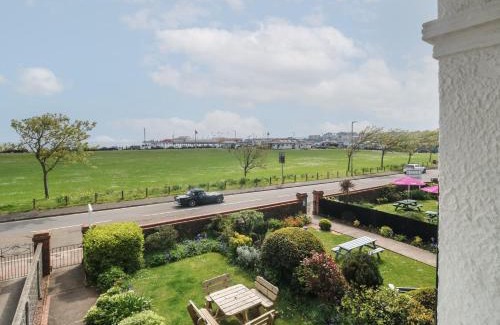 Paignton House | Russell House