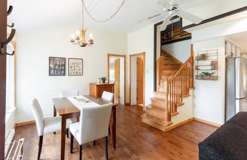 St-Adolphe-d'Howard House | Rustic charm, lake/beach access