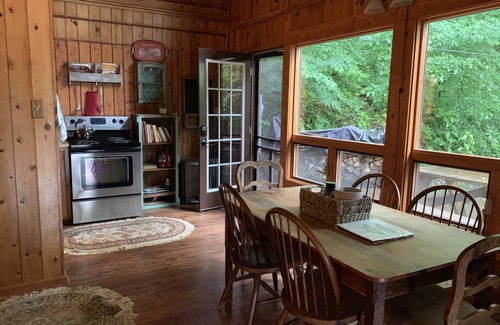 Asheville Cabin | Rustic Cabin In Asheville Forest-15 Minutes From Downtown AVL, yet worlds away!