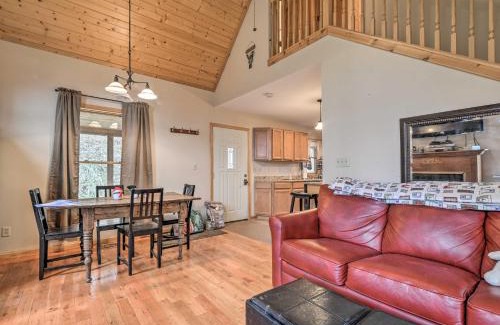 Snowshoe House | Rustic Cabin in the Woods 6 Mi to Snowshoe Resort