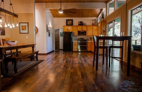 Groveland Cabin | Rustic Charm Meets Modern Comfort