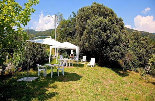 Sesta Godano Villa | Rustic Cottage Charm in Liguria