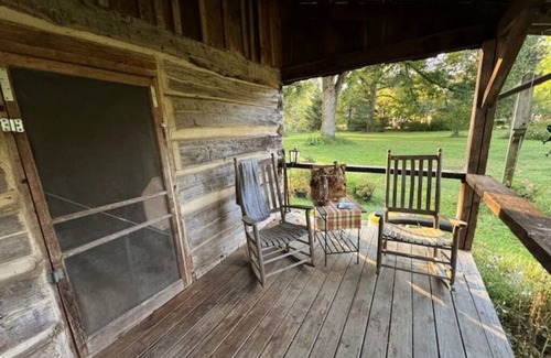 Andrews Cabin | Rustic Cozy Cabin in Andrews, NC