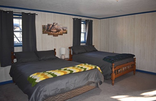 Gaylesville Other | Rustic farmhouse located in the middle of a working farm ~ Quiet & Peaceful!
