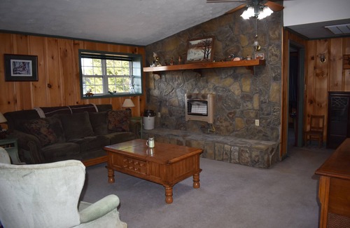 Gaylesville Other | Rustic farmhouse located in the middle of a working farm ~ Quiet & Peaceful!
