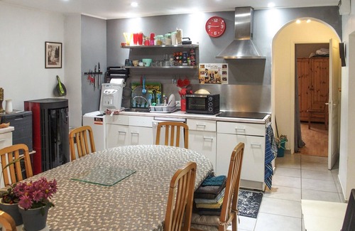 Doussard House | Rustic holiday home near the Lac dAnnecy.