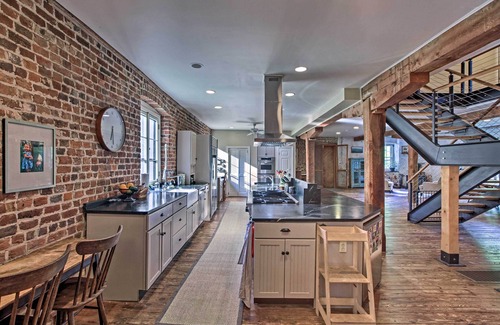 Scottsville House | Rustic Home & Cottage at Warren Mill on 12 Acres!