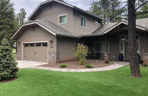 Williams House | Rustic Luxury Meets Adventure: 4BR Mountain Retreat Near Grand Canyon & Golf