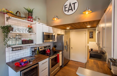 Colorado Springs House | Rustic-Modern Townhome B in Ivy Wild/Downtown