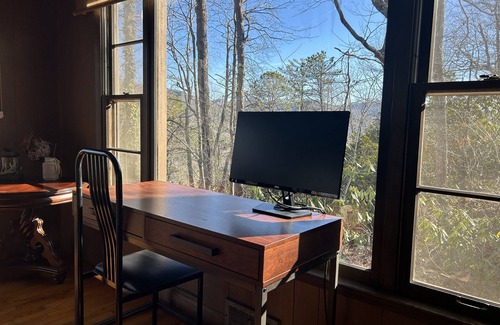 Black Mountain Cabin | Rustic & Peaceful Cabin with Beautiful Views