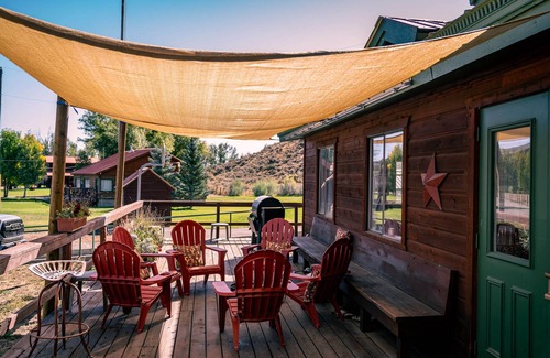 Blaine County Cottage | Rustic Ranch & Retreat property near Sun Valley. Perfect for large groups, fishing and hunting parties. Bring your toys! Close to Little Wood Reservoir, Craters of the Moon and Silver Creek Preserve.
