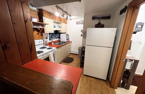 Plymouth Apartment | Rustic Retreat: 3 min walk to downtown Plymouth, gateway to the White Mountains