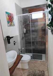 Valderice Ski Chalet | RUSTICO FRA IL VERDE E IL MARE a LIDO VALDERICE