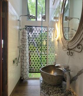 Moorland Apartment | Rusty's Hideaway - Adorable tiny house on a beautiful farm