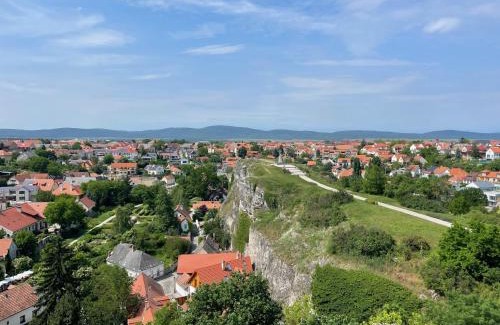 Veszprem House | Ruttner Suite