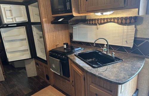 Nichols House | RV at The Pirates Cove!!