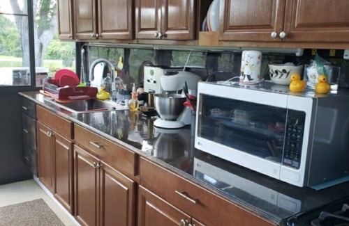 Cottondale House | RV Executive Home in Tranquil Setting, Inground Indoor Pool heated year around