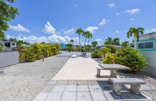 Cudjoe Key RV Rental | RV Lot 40 Venture Out, Lot dimentions - 35'x69'