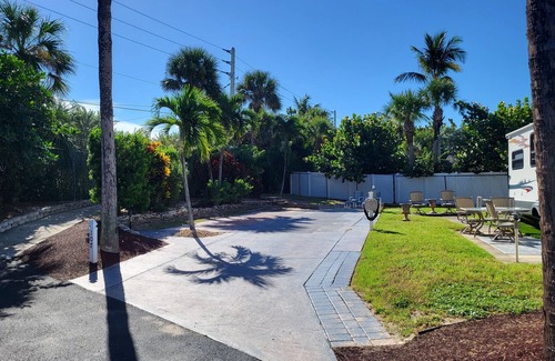 Melbourne Beach RV Rental | RV Site in Outdoor Resorts of Melbourne Beach just steps away from the ocean.