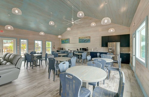 Port Aransas RV Rental | RV Site Only! Pool, In Town, Dog Park, Fishing, Wifi, Laundry Room