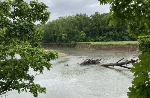 Russell RV Rental | RV/tent sites near Lake of the Ozarks on the Big Niangua River