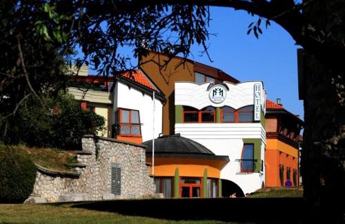 Pecs Hotel | Sándor Hotel