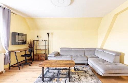 Houssen Apartment | séjour 6 pers.(atypique) f4 110 m2