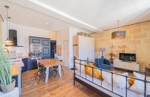 Bordeaux Sud Apartment | Séjour et Dégustation by Cécile & Jean-Baptiste