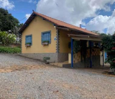 Tres Pontas Cabin | Sítio Casa de Boneca